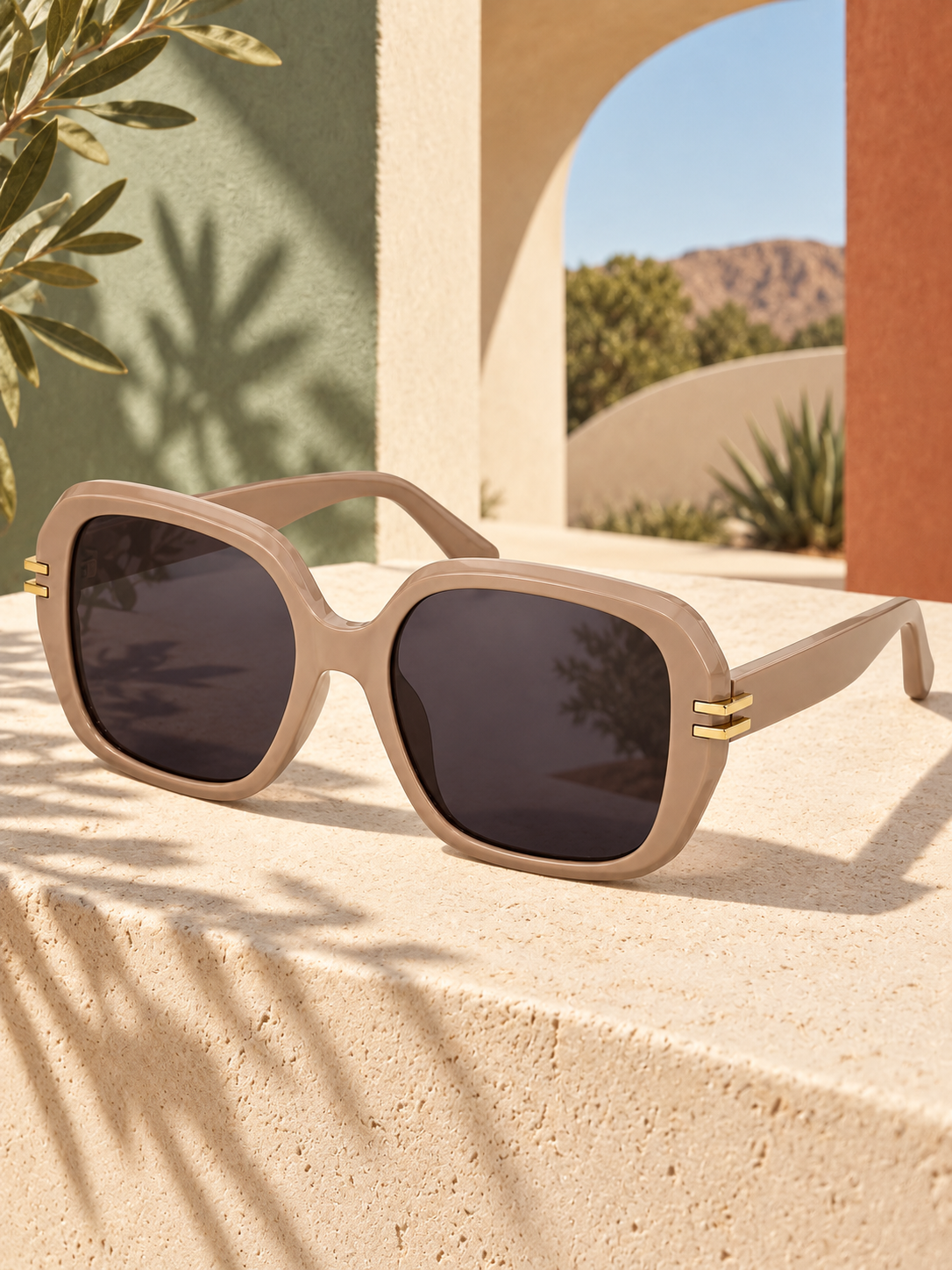 DESSON estelle sunglasses — atmosphere ledge.