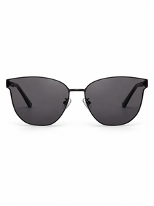 DESSON Verona black cat-eye sunglasses with dark grey lenses, front view.
